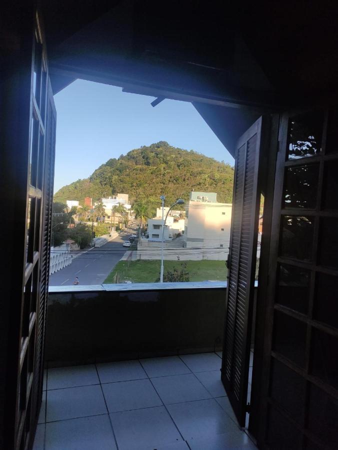 Pousada Bravo House Balneário Camboriú Buitenkant foto