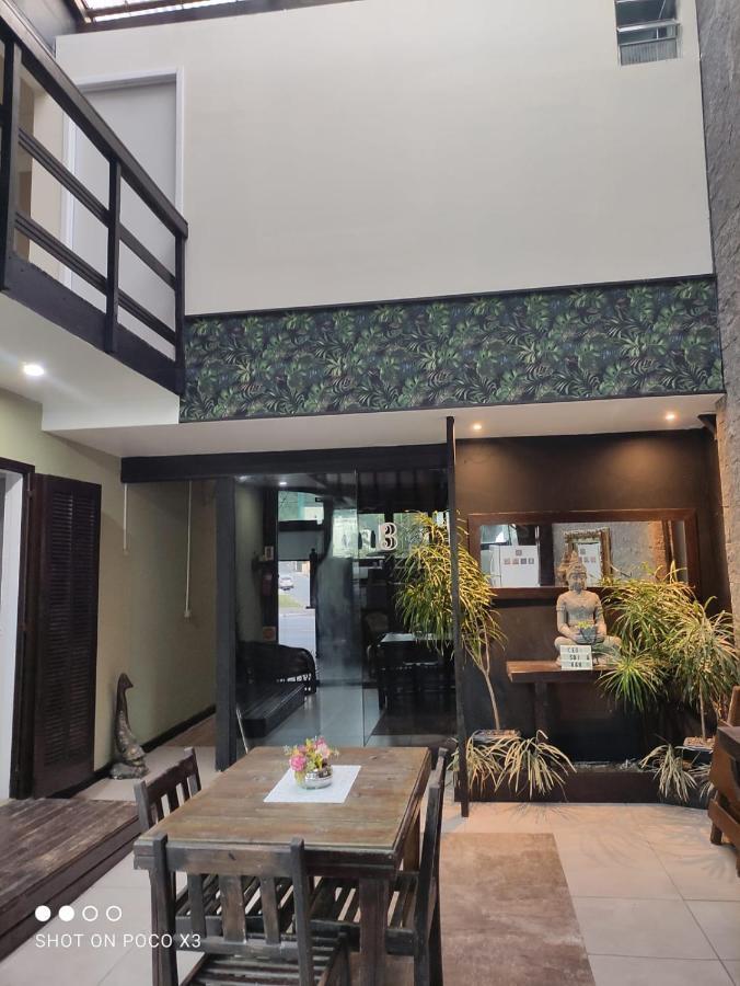 Pousada Bravo House Balneário Camboriú Buitenkant foto